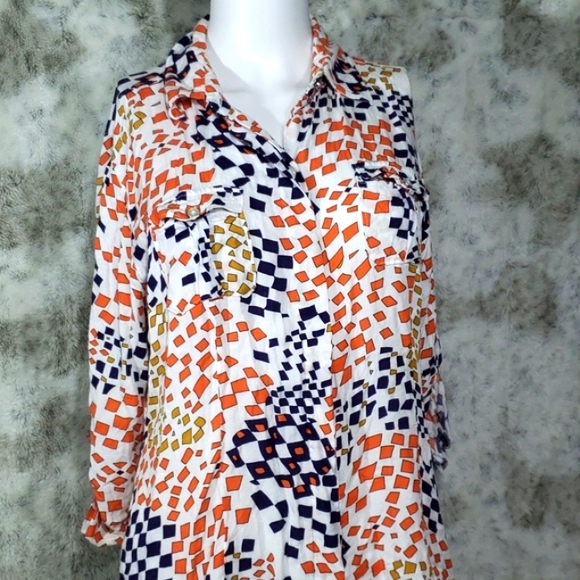 CAbi Navy Orange Geometric Print 3/4 Sleeve Button Up Shirt Size M. - Picture 4 of 15
